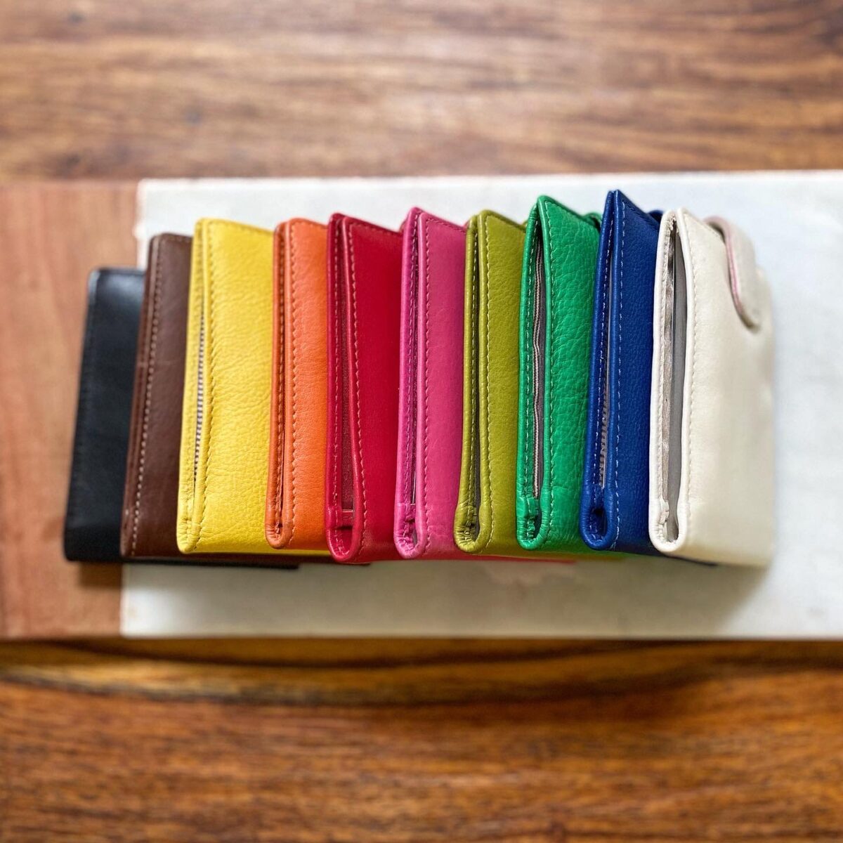 CH-357 Clip Card Holder - Image 2