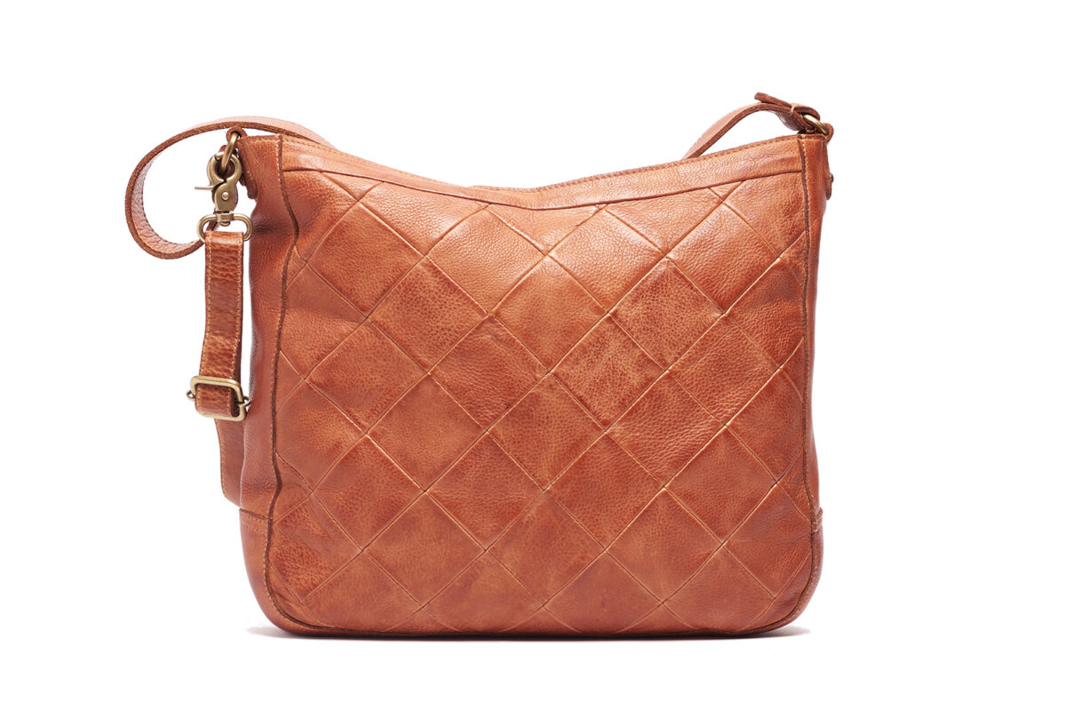 RH-3105 Claire